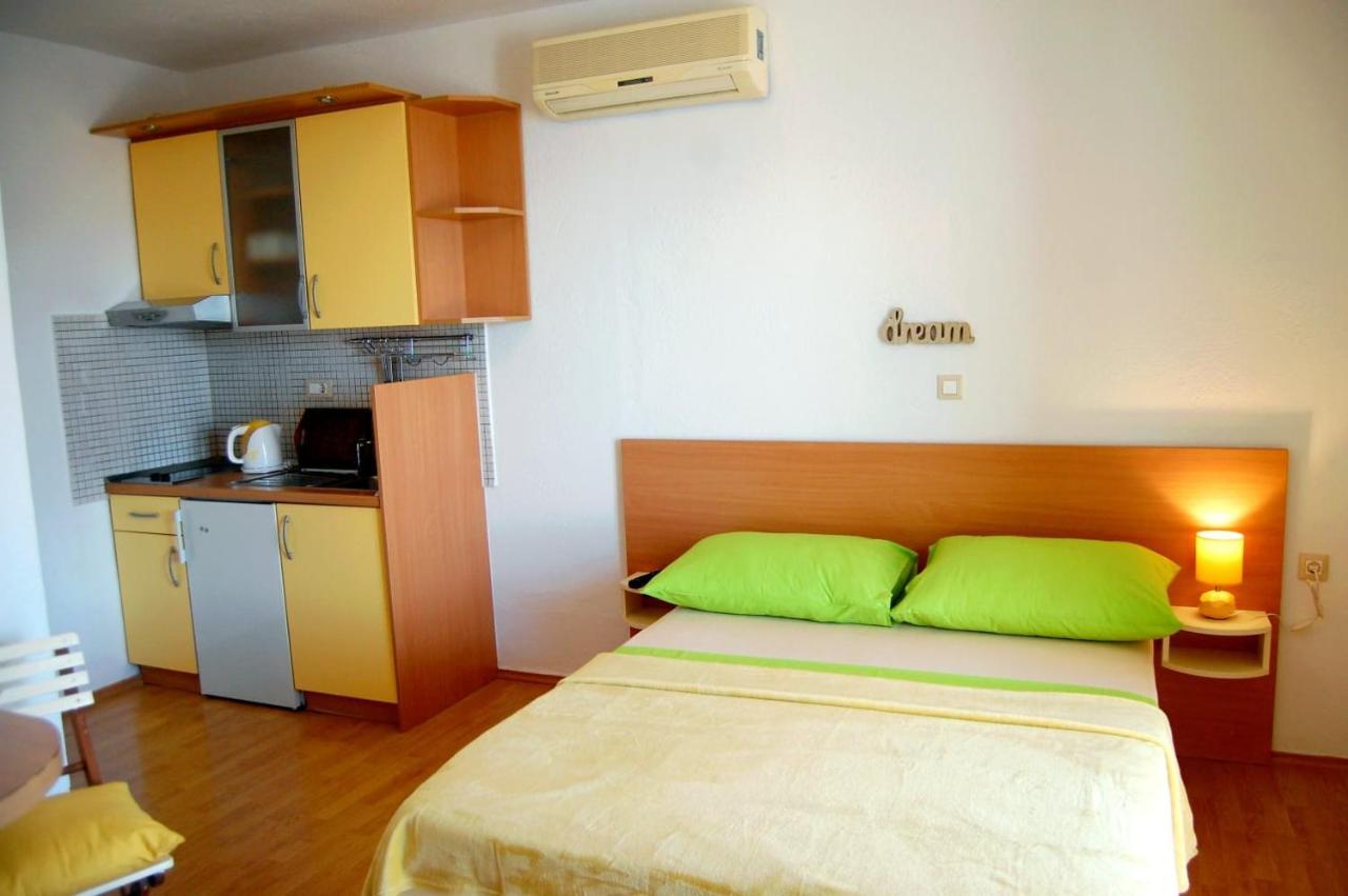 Apartment Ante *